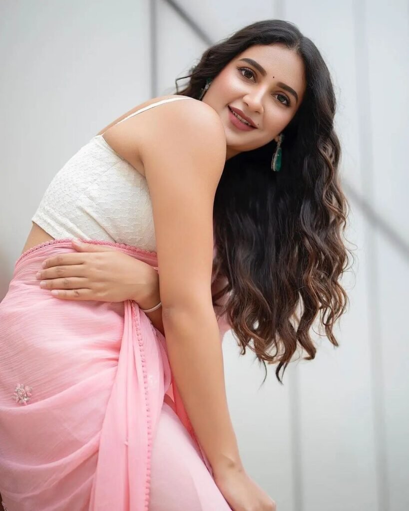 බ්ලැක්මේල්දාහතර​